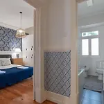 Guinea 19 By Interhome Lisboa