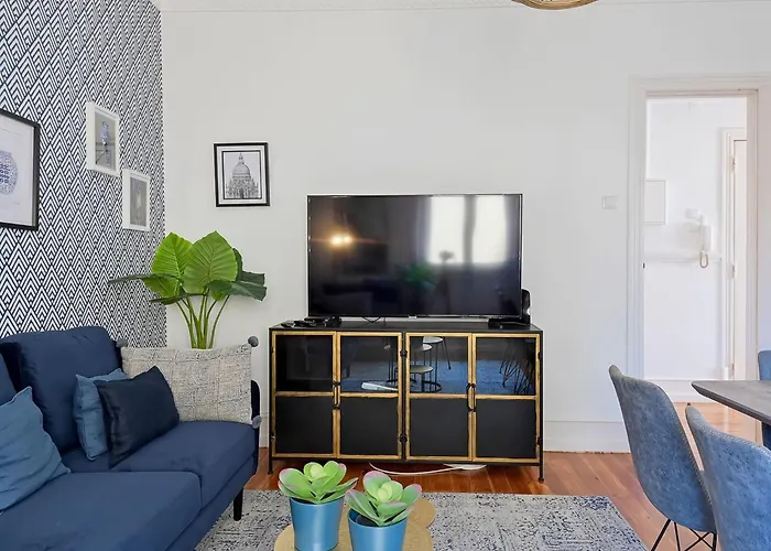 Guinea 19 By Interhome *