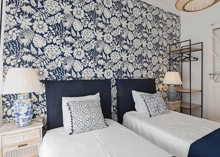 Guinea 19 By Interhome Lisbon