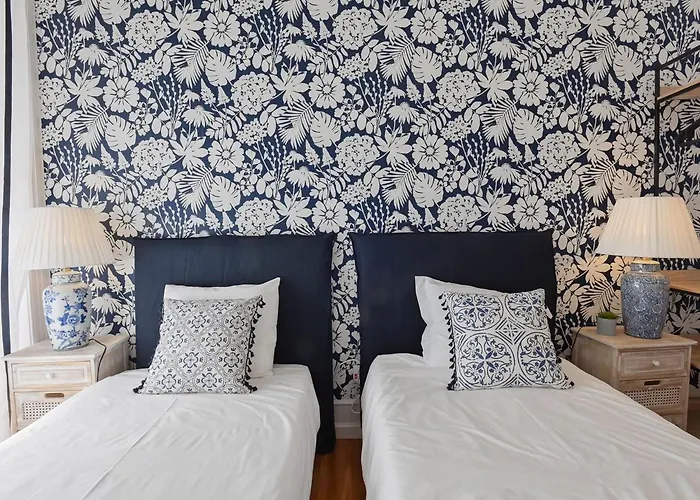 Guinea 19 By Interhome *