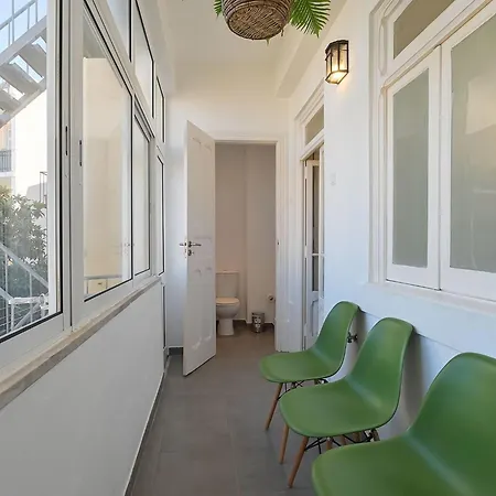 Guinea 19 By Interhome Appartement Lissabon