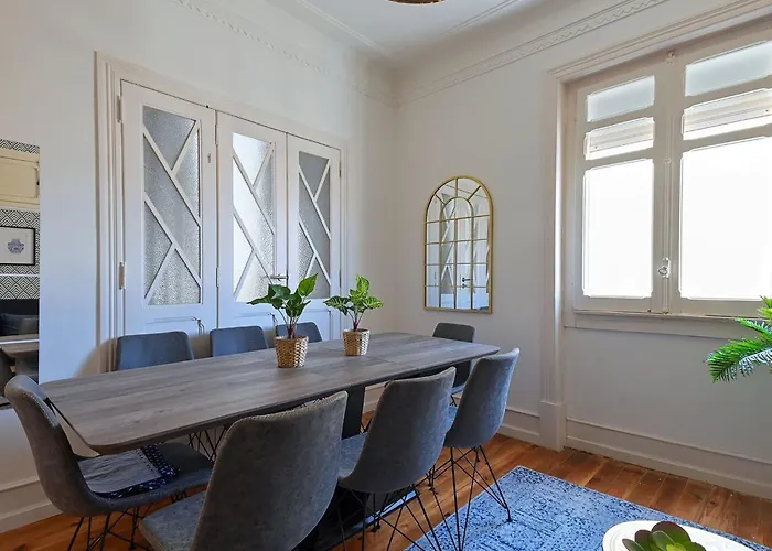 Guinea 19 By Interhome * Lisboa