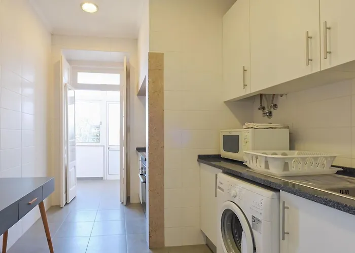 Guinea 19 By Interhome Lisboa